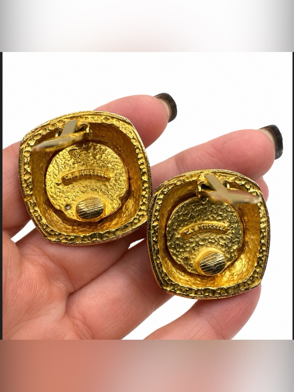 CJ Russell Faux Pearl & Black Enamel Gold Tone Clip On Statement Earrings Rare - Picture 5 of 12